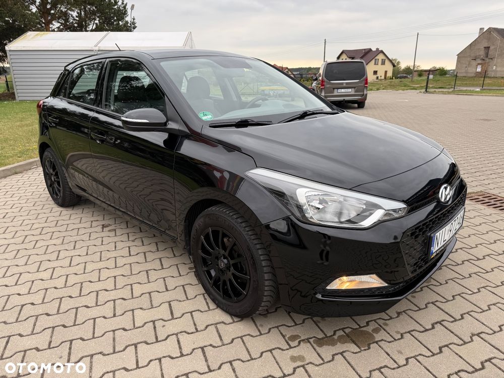 Hyundai i20 1.2 Intro Edition - 11