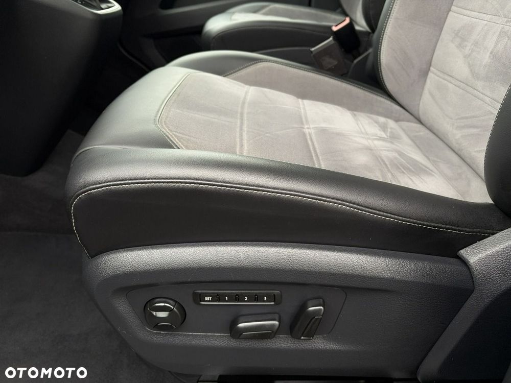 Volkswagen Multivan 2.0 TDI L1 Highline DSG - 13