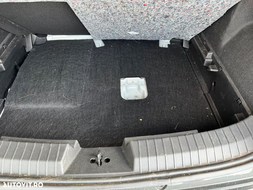 Dacia Duster HEV 140 Journey - 17