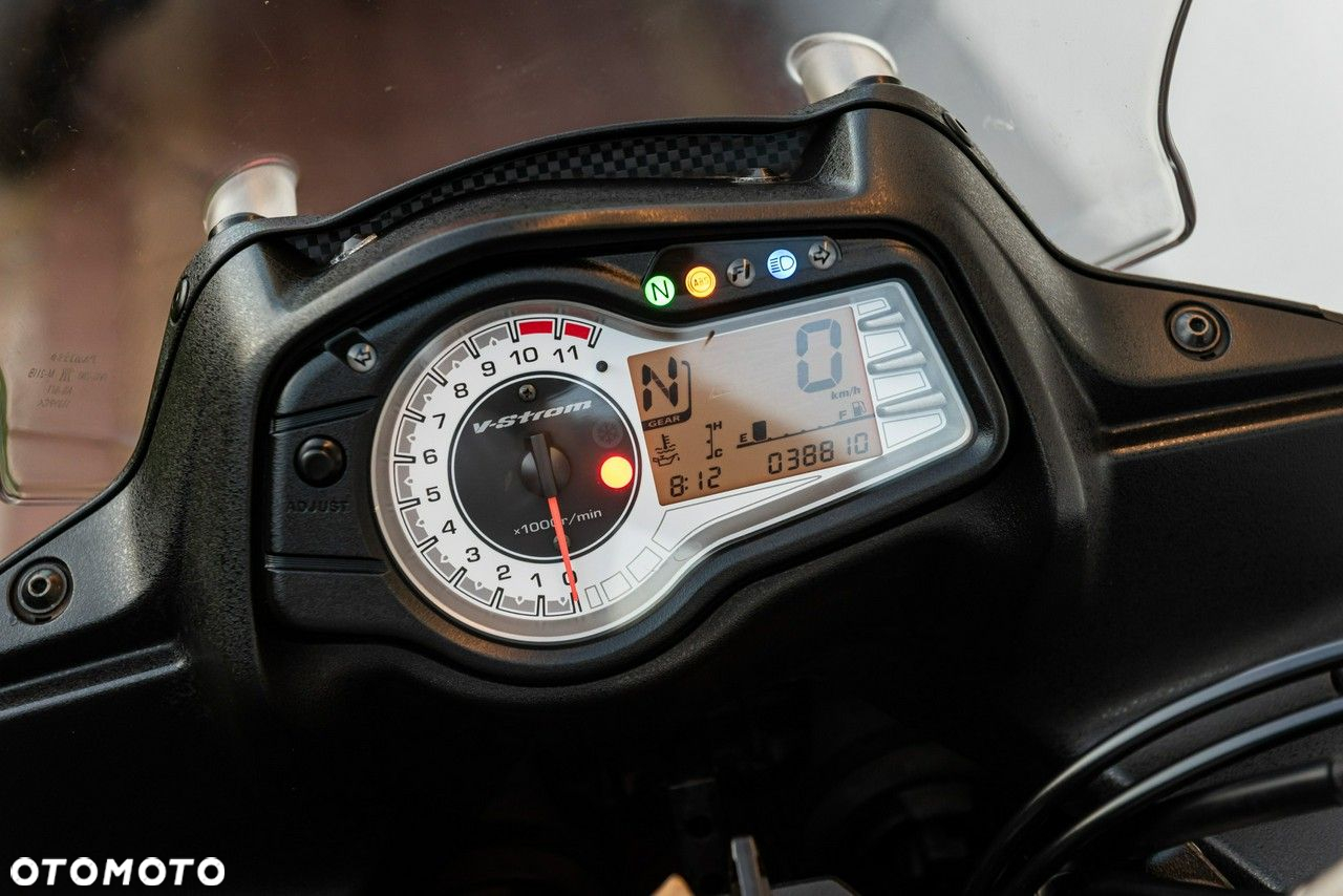 Suzuki DL - 9