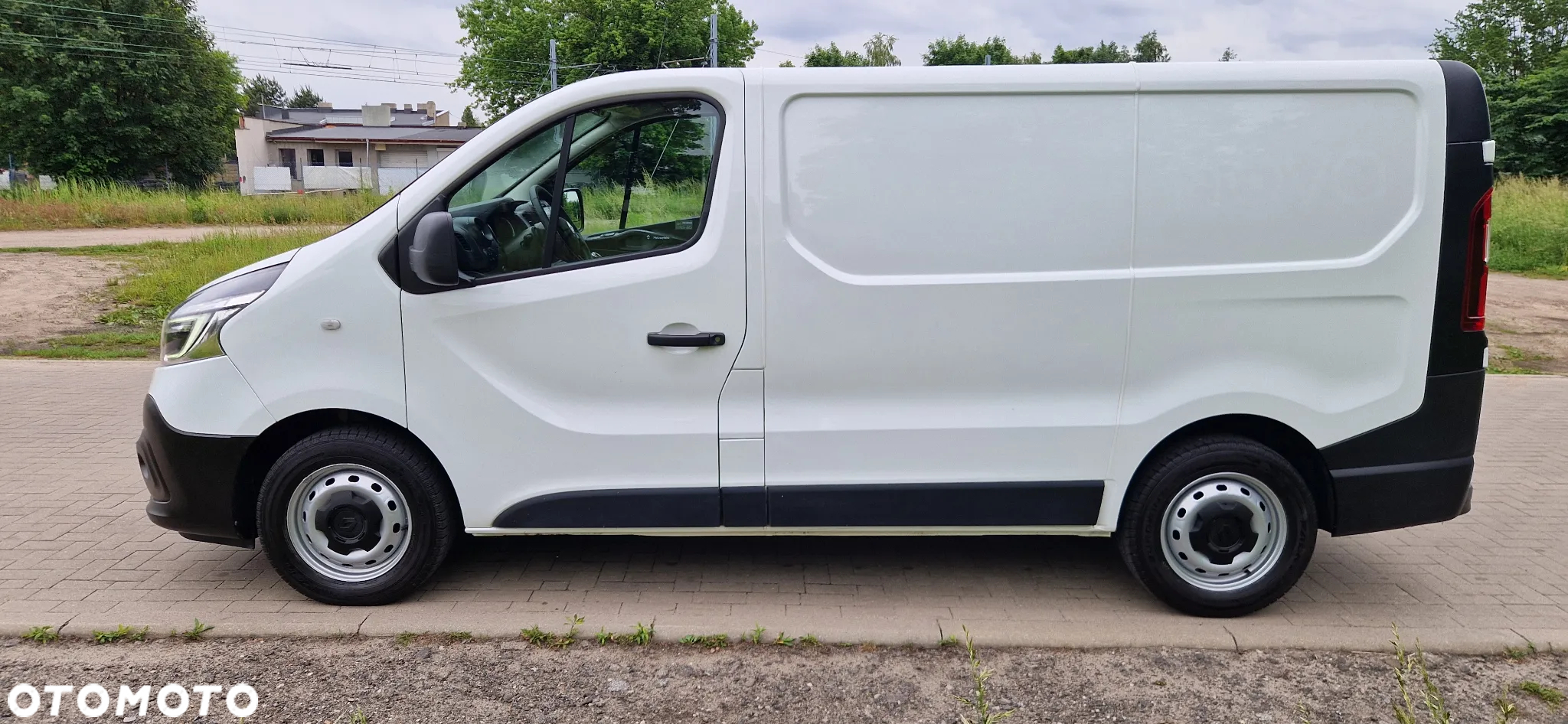 Renault TRAFIC - 8
