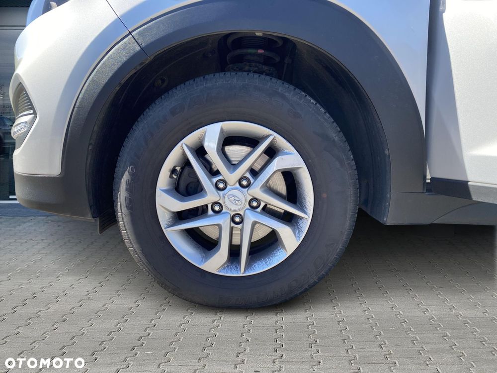 Hyundai Tucson 1.6 GDI BlueDrive Comfort 2WD - 25