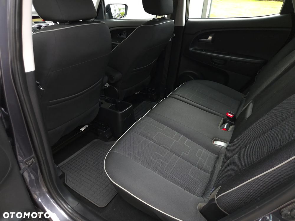 Kia Venga 1.4 CVVT Dream Team Edition - 34