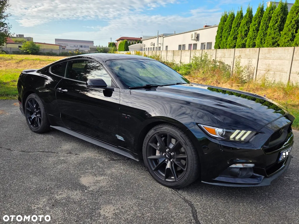 Ford Mustang - 3