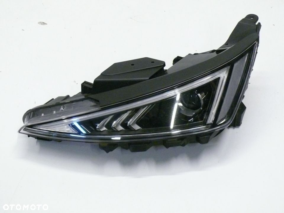 LAMPA PRZEDNIA LEWA HYUNDAI ELANTRA IV 2019 2021 LED EU