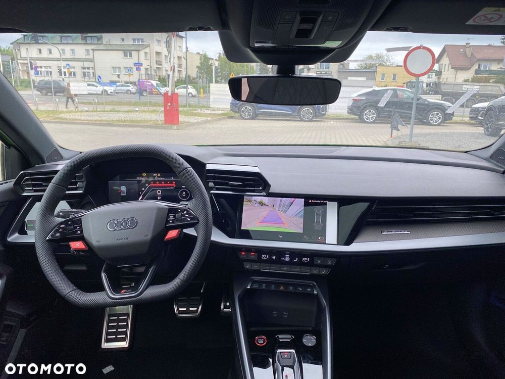 Audi RS3 Limousine - 13
