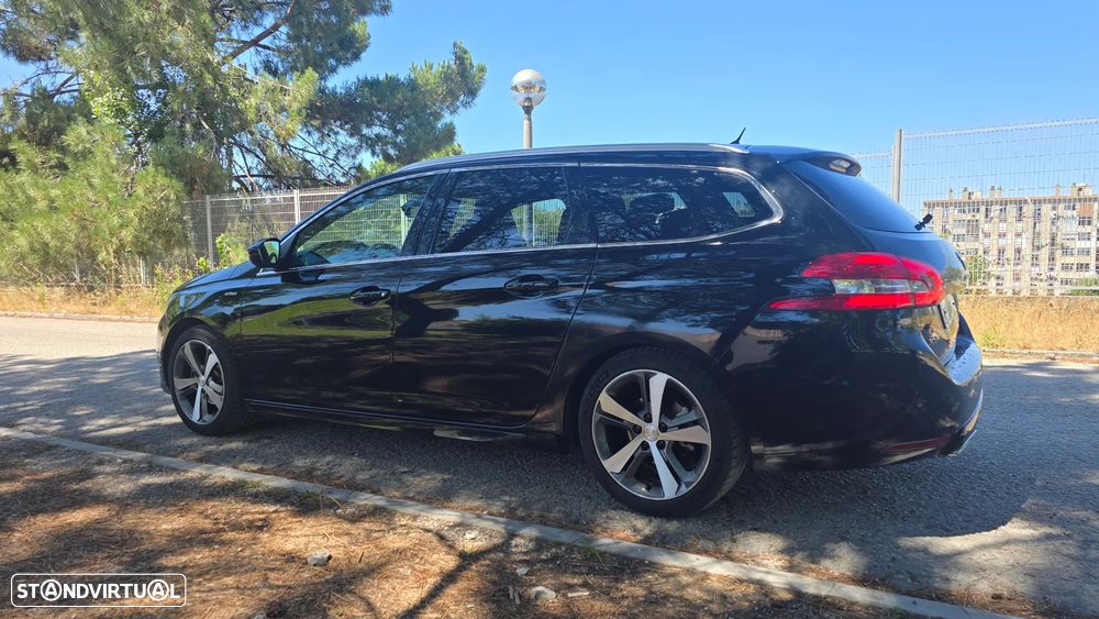 Peugeot 308 1.2 PureTech GT Line EAT8 - 1