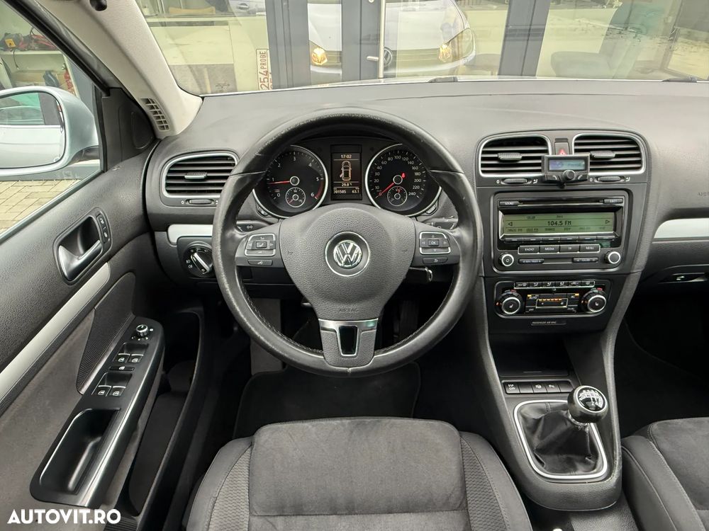 Volkswagen Golf 2.0 TDI Highline - 12