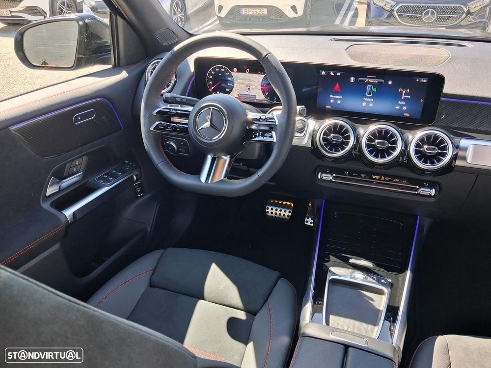 Mercedes-Benz GLB 200 d 4Matic AMG Line - 17