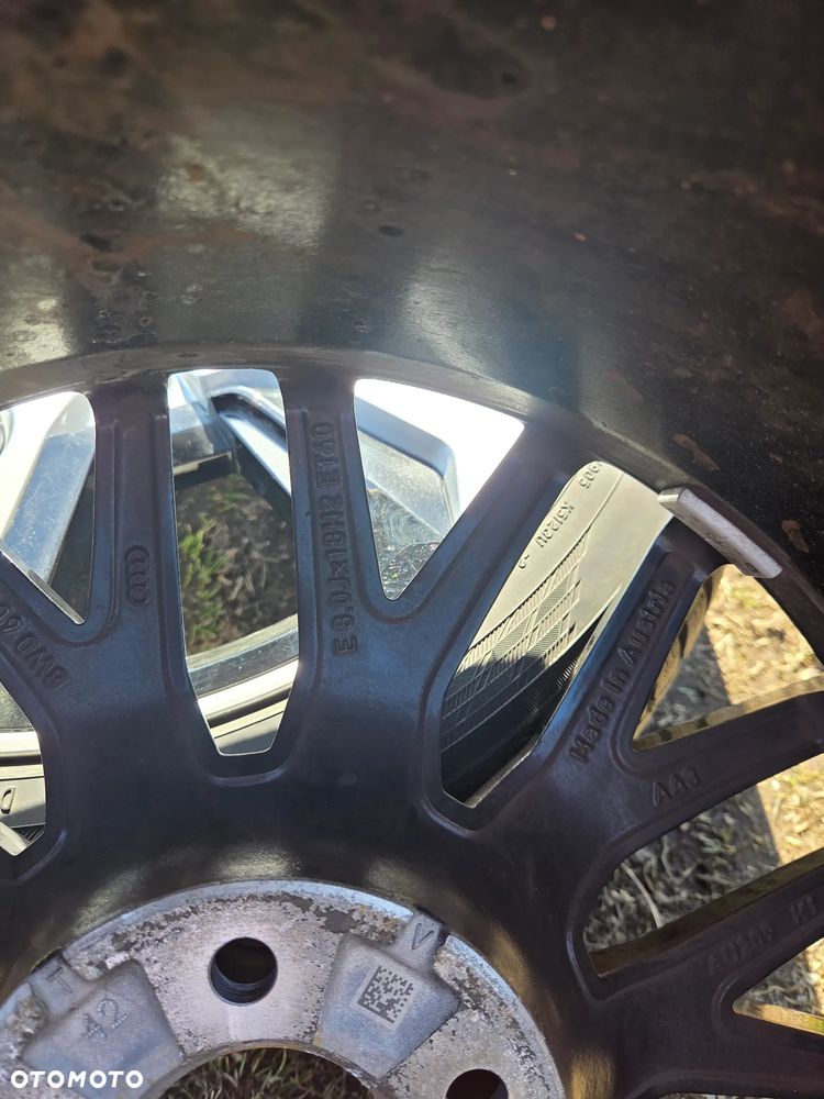 Felga aluminiowa Audi A4 S4 B9 18 Cali 8W0601025Q E-8.0Jx18H2 ET 40 245/40R18 93Y Hankook Ventus S1 Evo2 DOT 0524 2024 Rok - 17