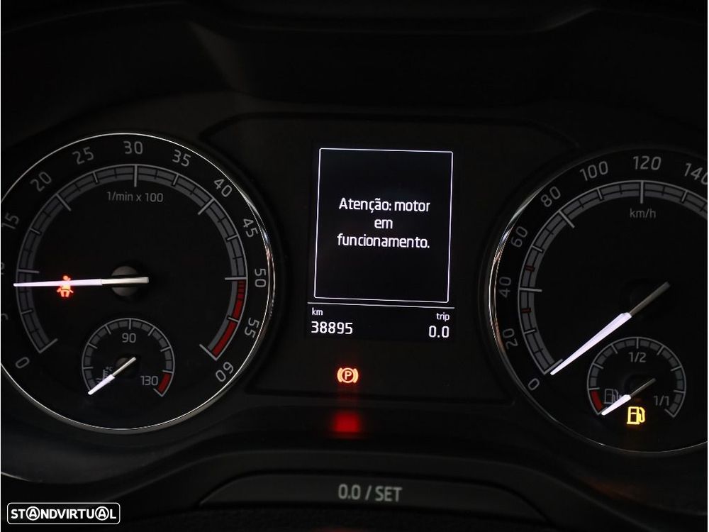 Skoda Karoq 2.0 TDI Ambition - 26