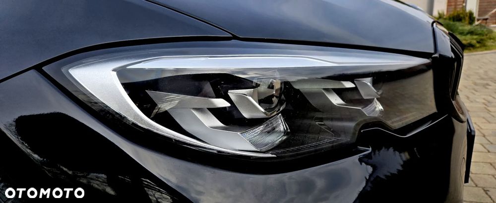 BMW Seria 3 320d xDrive Sport Line Shadow sport - 5