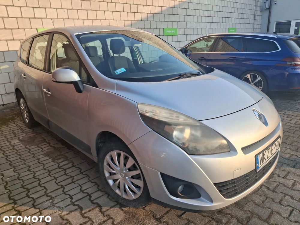 Renault Scenic - 2