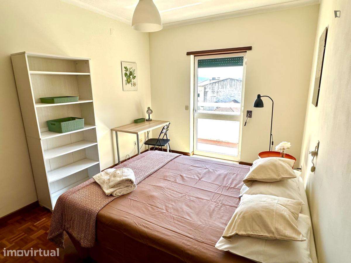 Quarto - localizado em Bairro do Sol Coimbra - Grande imagem: 3/9