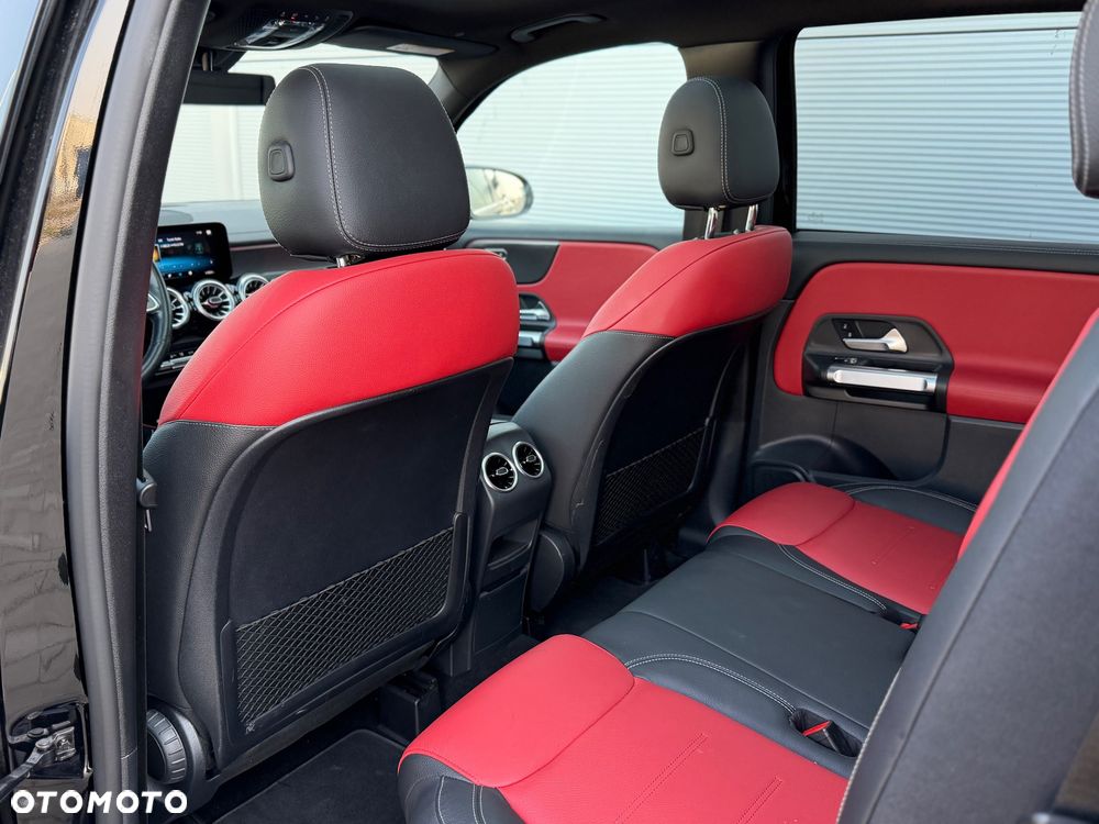 Mercedes-Benz GLB 250 4-Matic AMG Line 8G-DCT - 15