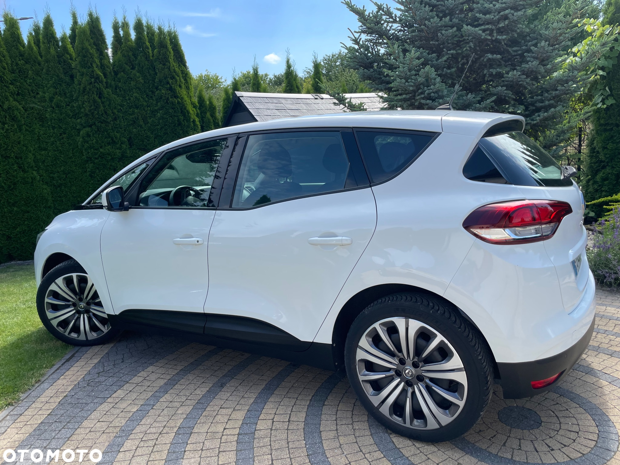 Renault Scenic 1.7 Blue dCi Zen - 33