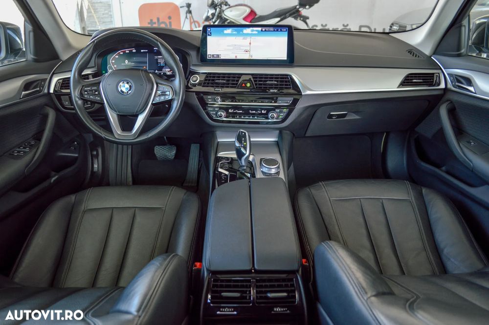 BMW Seria 5 520e Aut. Luxury Line - 6