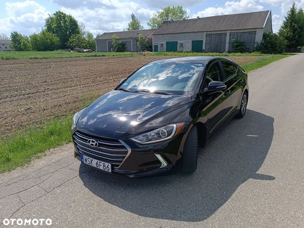 Hyundai Elantra - 7