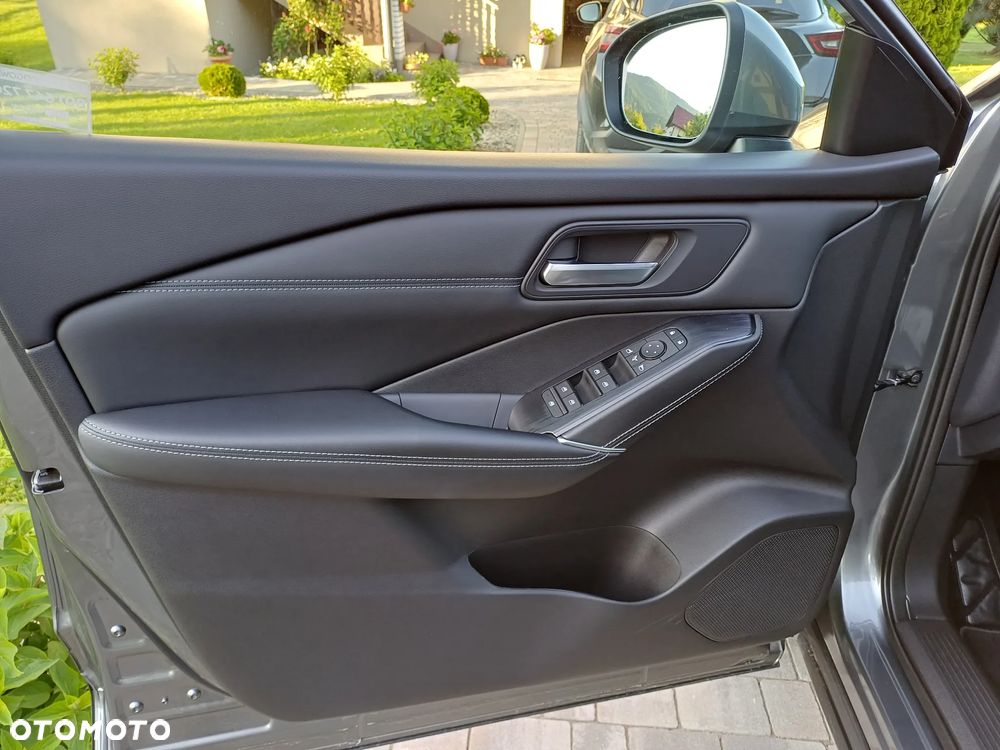 Nissan Qashqai 1.3 DIG-T MHEV N-Connecta - 17