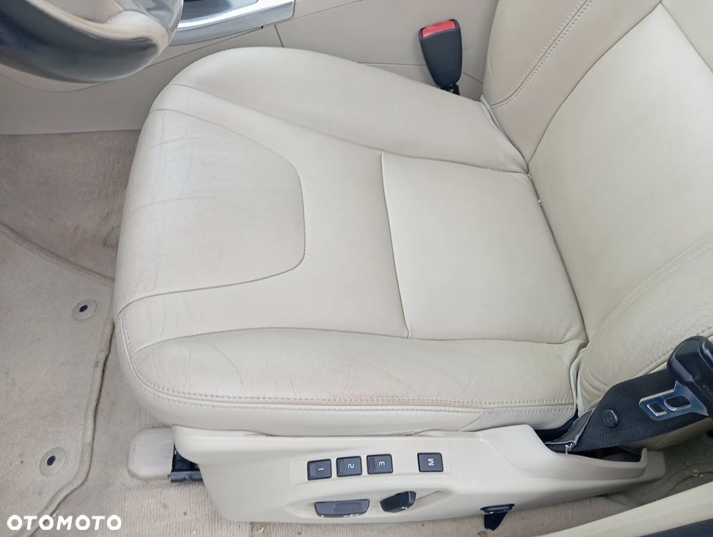 Volvo XC 60 - 3