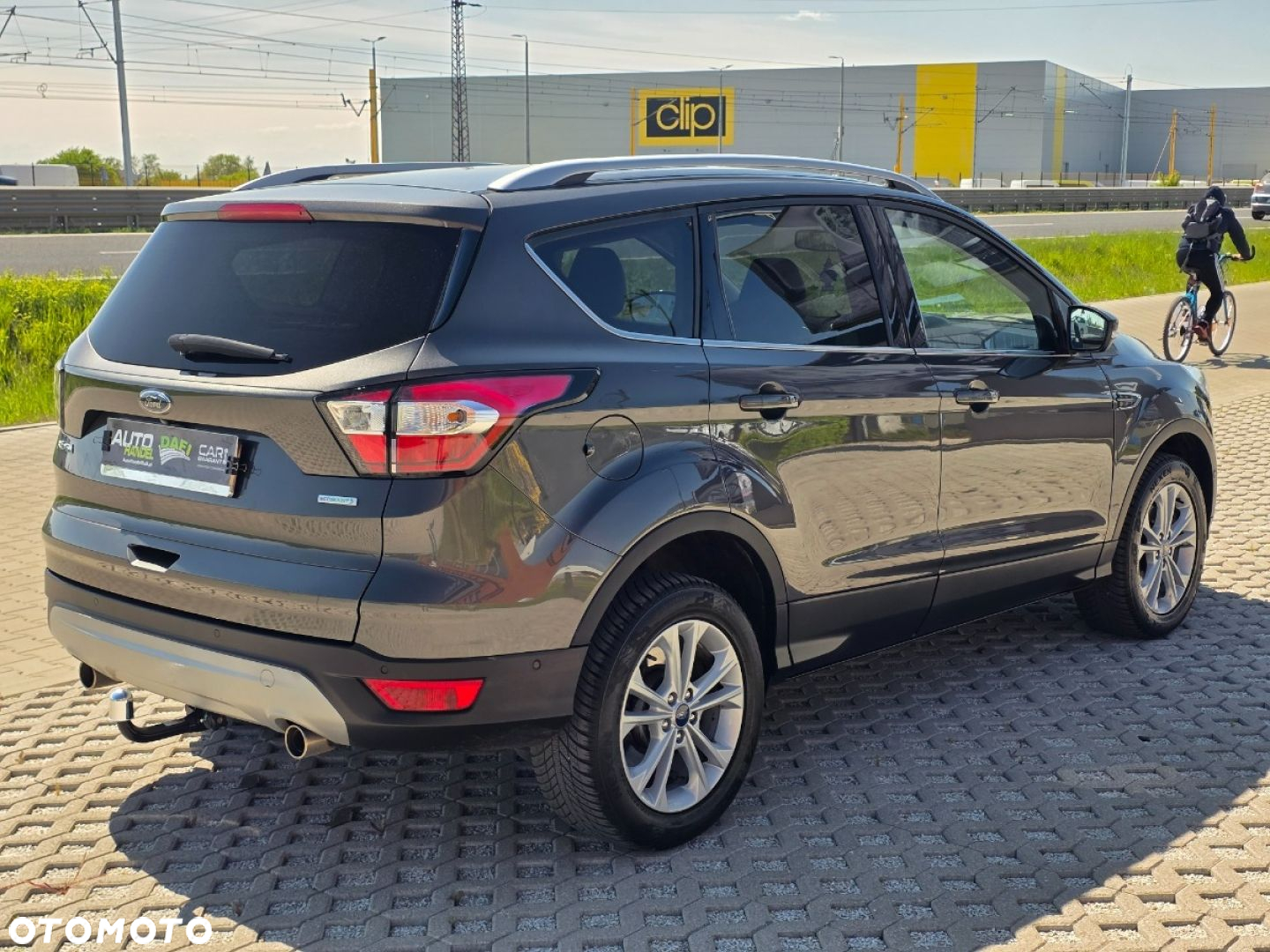 Ford Kuga - 36
