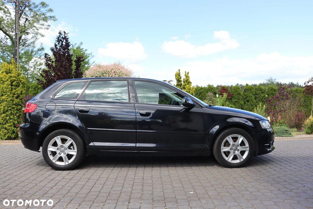 Audi A3 Sportback 1.4 TFSI Ambiente - 5