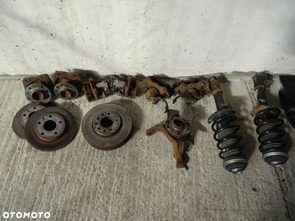 OPEL ZAFIRA B ASTRA H ZACISK PRAWY LEWY PRZÓD JARZMO ZACISKI PRZEDNIE 57/25 280mm - 10