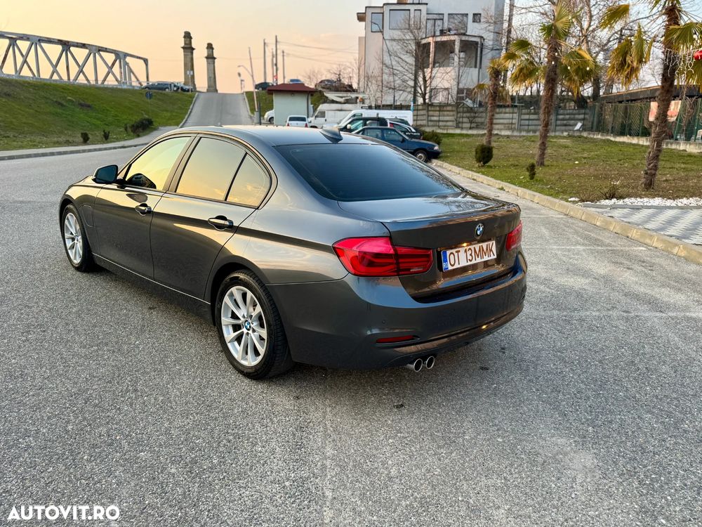 BMW Seria 3 330e iPerformance Sport Line - 2