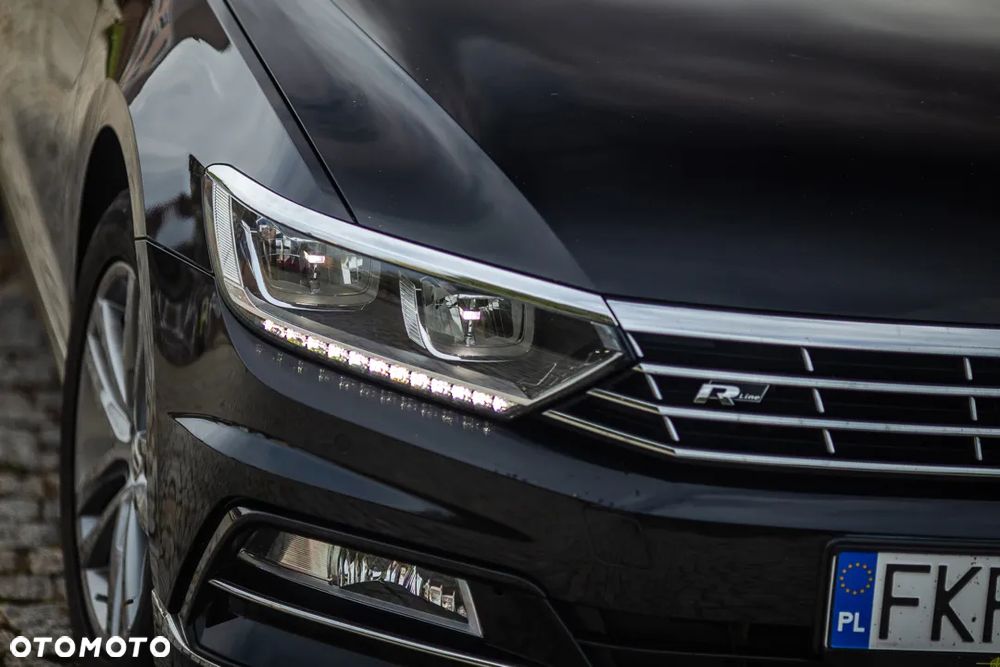 Volkswagen Passat Variant 2.0 TDI SCR DSG Highline - 9