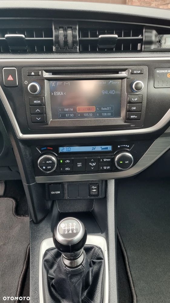 Toyota Auris 1.6 Valvematic Comfort - 17