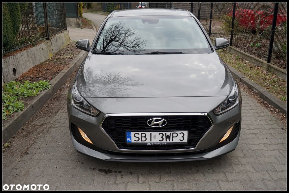 Hyundai i30 1.4 Premiere Comfort - 5