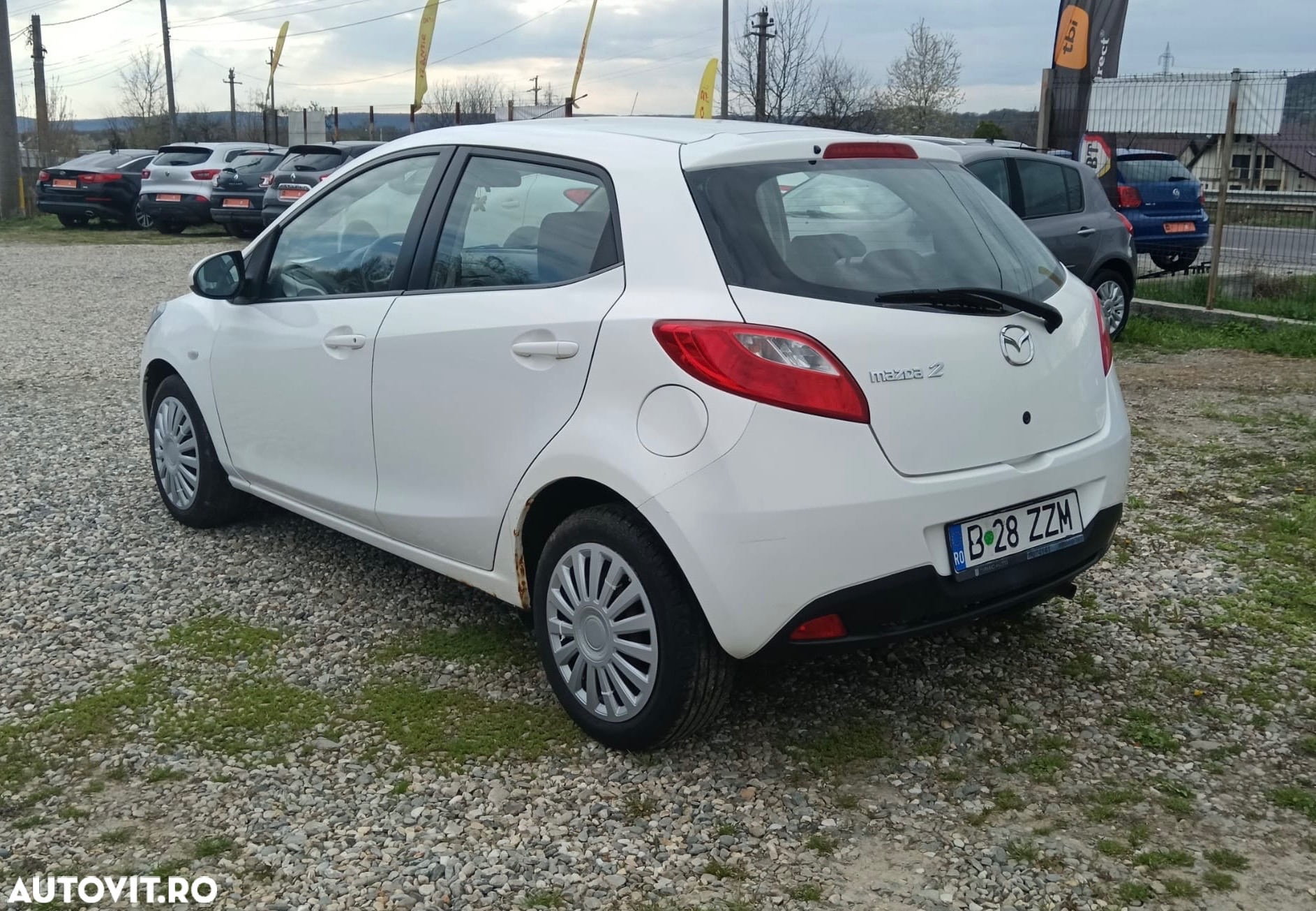 Mazda 2 1.3i TE - 4