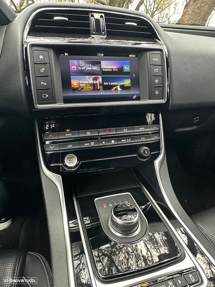 Jaguar XE 2.0 D R-Sport Aut. - 8
