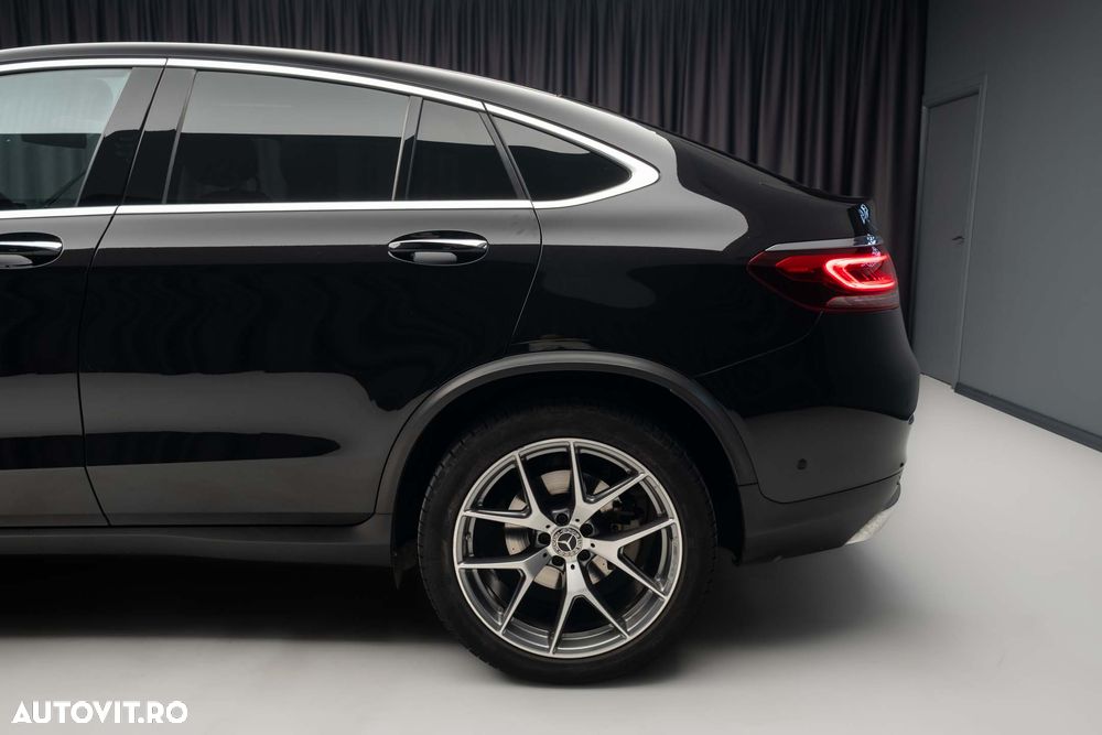 Mercedes-Benz GLC Coupe 300 4MATIC MHEV - 12