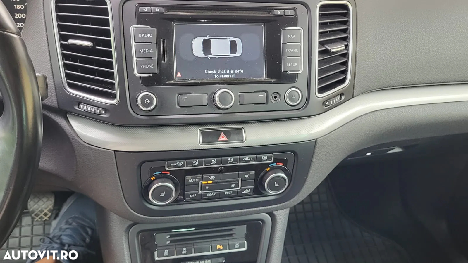 Volkswagen Sharan - 6