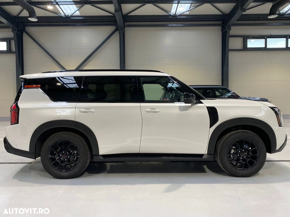Nissan Armada - 7