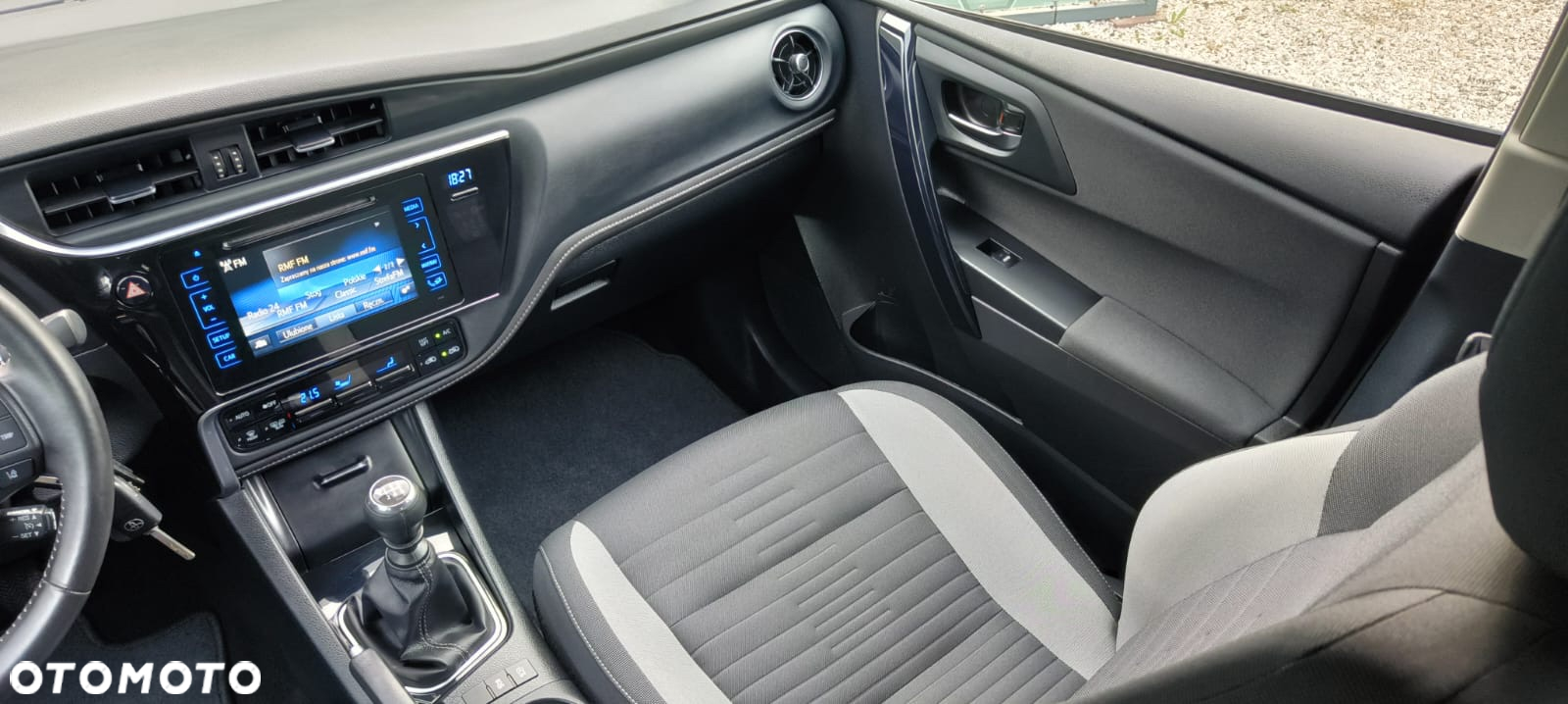 Toyota Auris 1.2 T GPF Prestige - 17