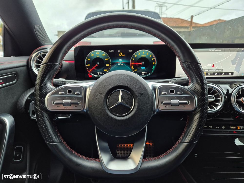 Mercedes-Benz CLA 250 e Shooting Brake AMG Line - 19