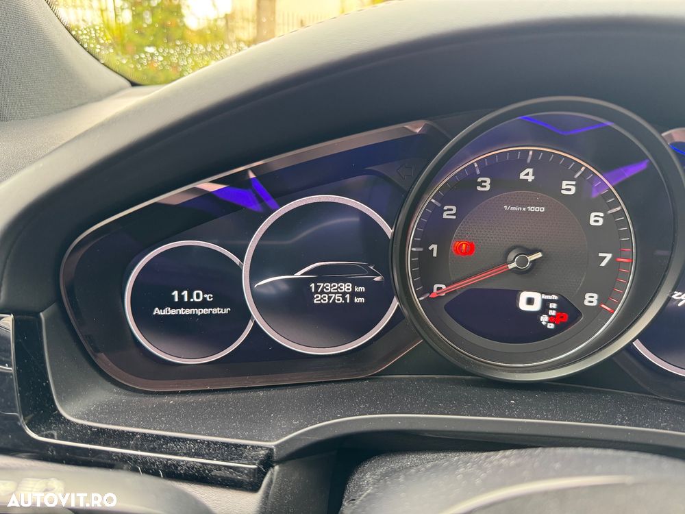 Porsche Cayenne S - 19