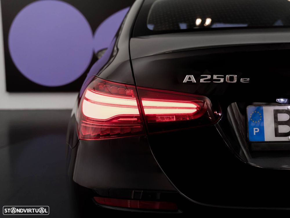 Mercedes-Benz A 250 Limousine e Style Plus - 10