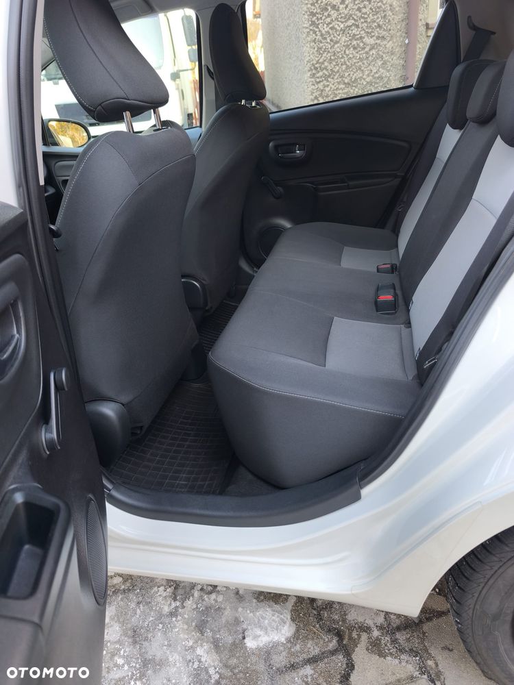 Toyota Yaris 1.5 Premium - 7