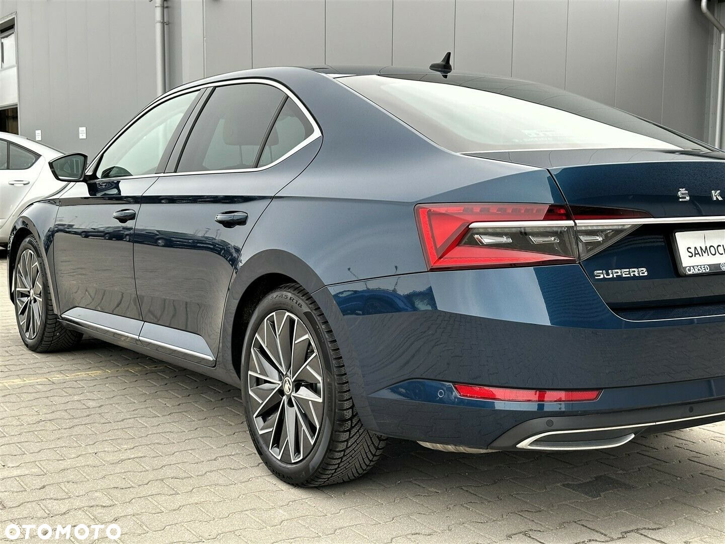 Skoda Superb 2.0 TDI SCR L&K DSG - 35