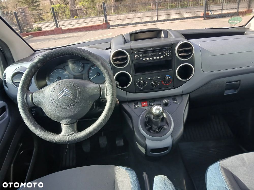 Citroën Berlingo 1.6 16V C-Chic - 16