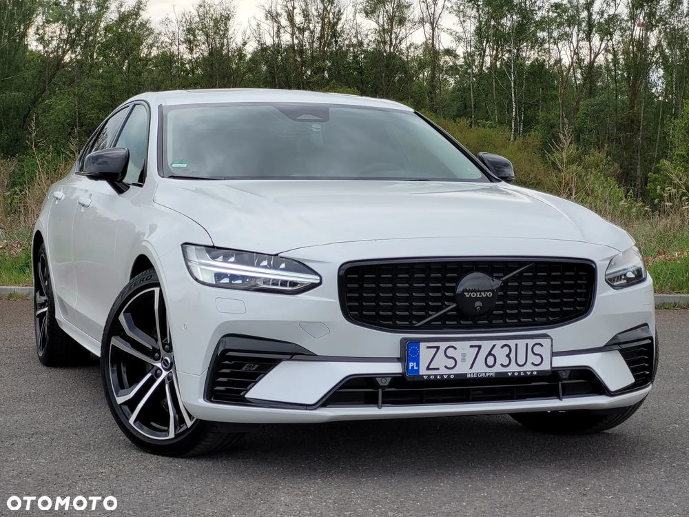 Volvo S90 T8 AWD Plug-In Hybrid Ultimate Dark - 1