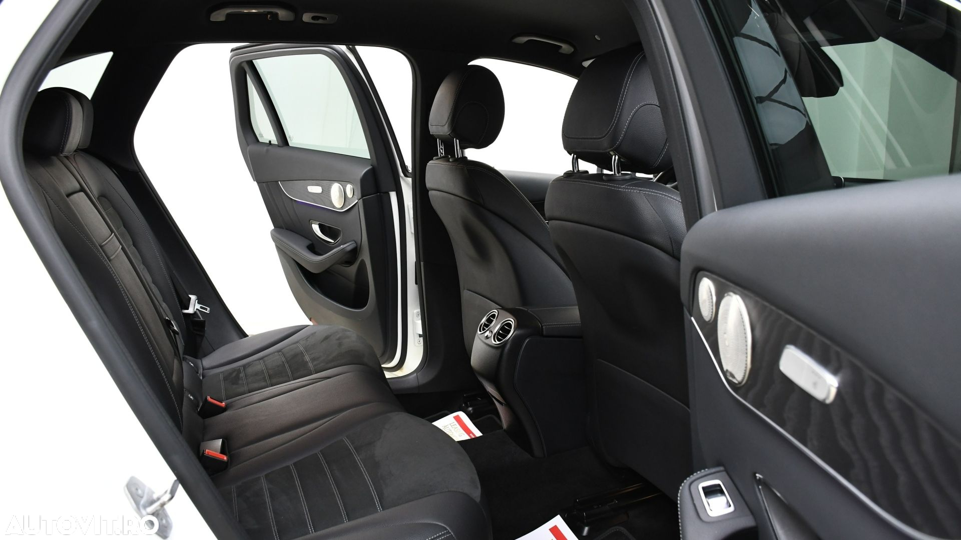 Mercedes-Benz GLC - 9