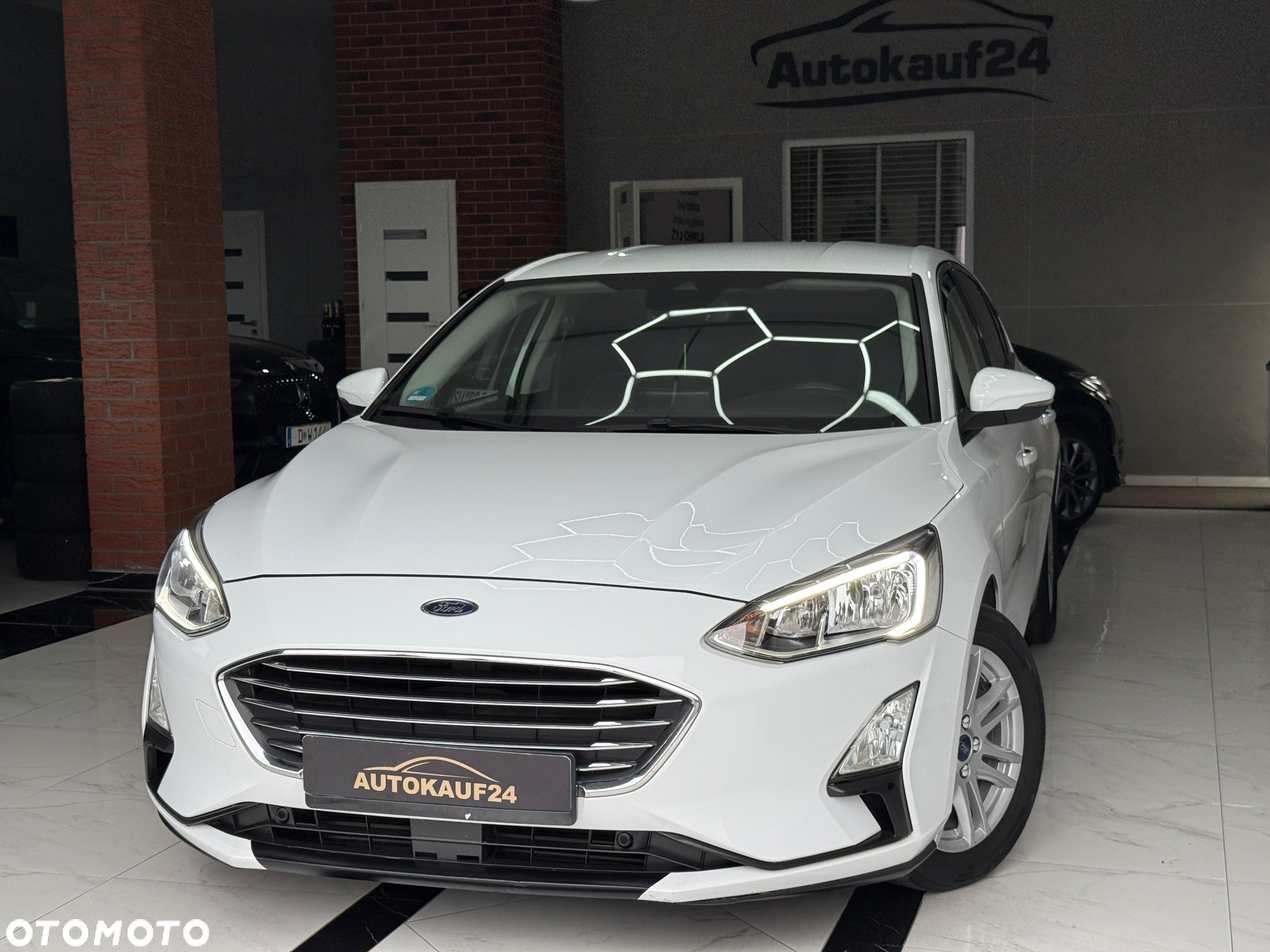 Ford Focus 1.0 EcoBoost Active - 5