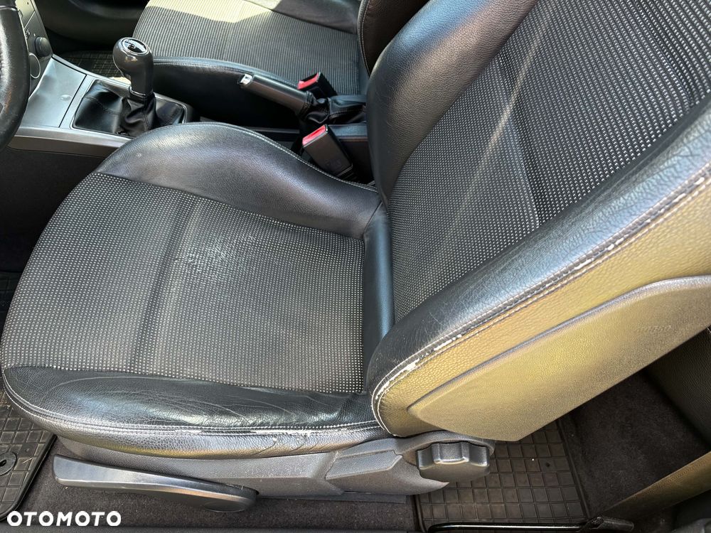 Opel Astra 1.9 CDTI Sport - 15