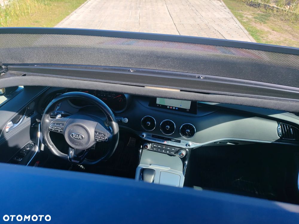 Kia Stinger - 35