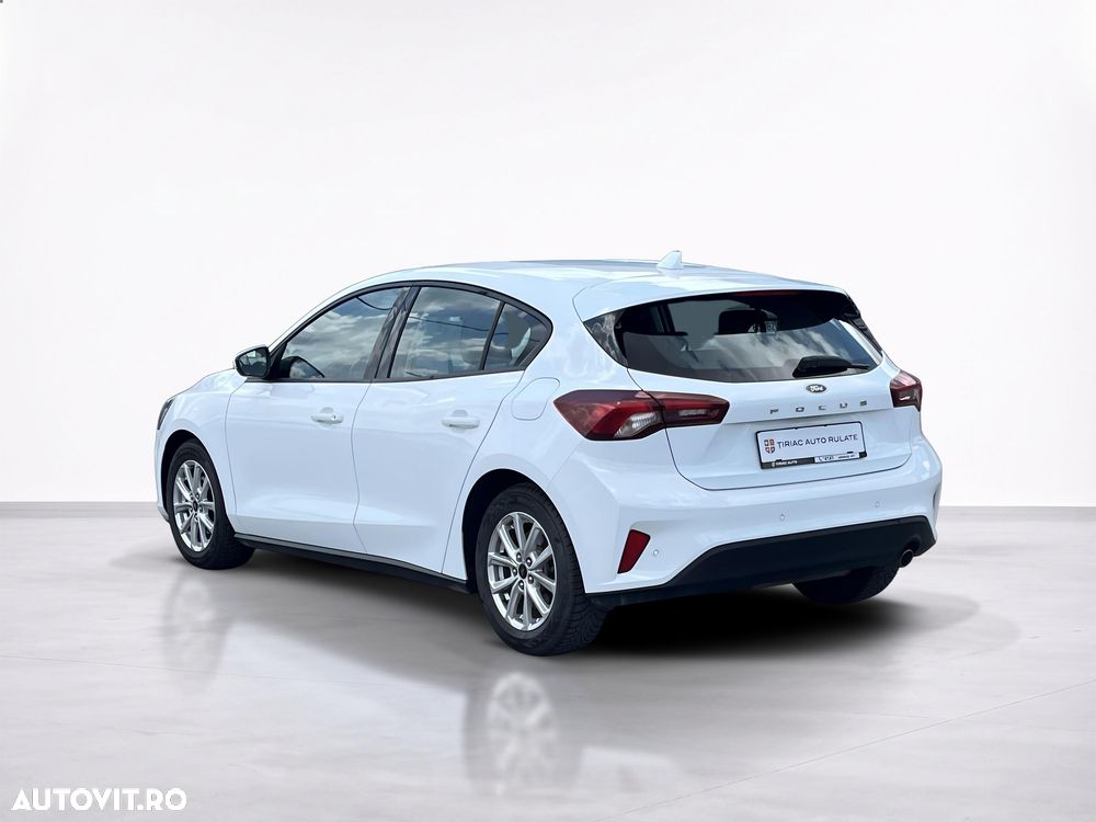 Ford Focus - 5