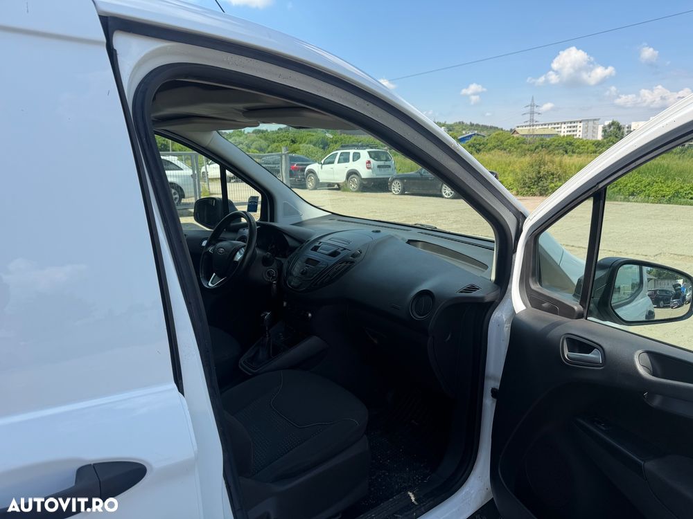 Ford Courier - 5
